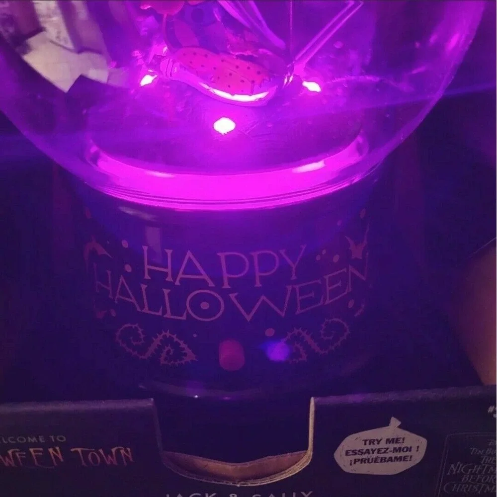 Disney Jack & Sally Halloween Town Musical Light-Up Globe New